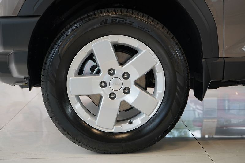 Ostatní PREMIUM 2.2 Diesel E-XDI 72225 - fotka 8 z 35