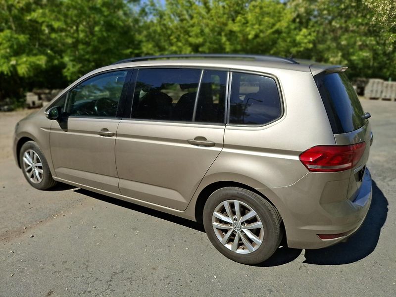 Volkswagen Touran 1.4TSI 7míst servisní historie - fotka 5 z 50