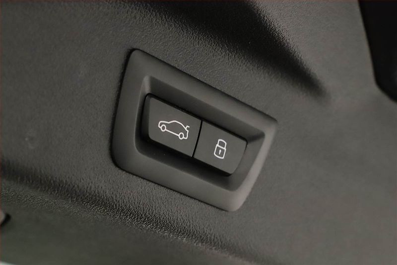BMW X7 (2023) xDrive40d - fotka 18 z 20