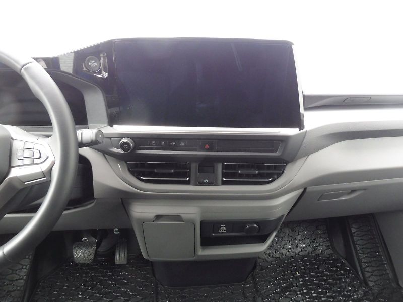 Volkswagen Caravelle (2025) Life DR 2,0 TDI 110kW 8AUT - fotka 10 z 29