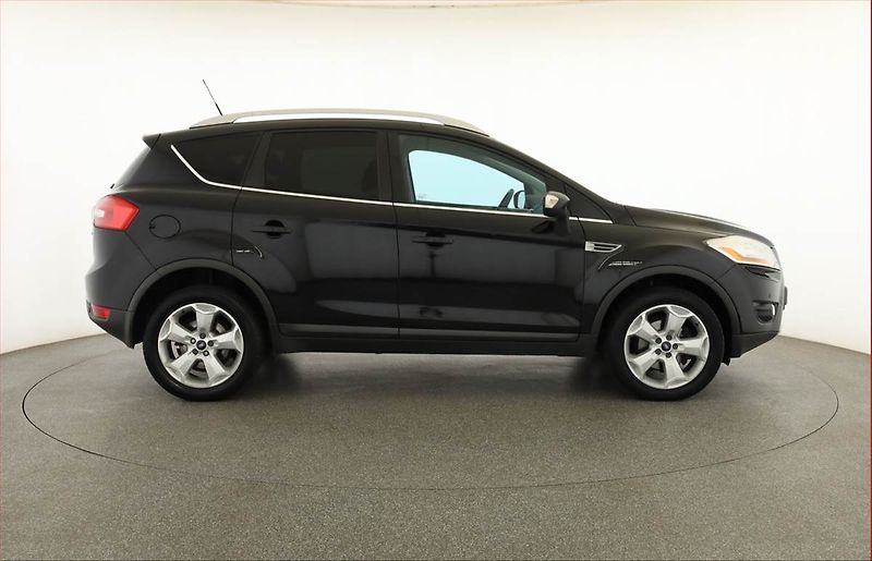 Ford Kuga (2009) 2.0 TDCi, Serv.kniha, Tempomat - fotka 6 z 17