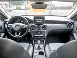 Mercedes-Benz GLA (2017) 200D 100KW LED – PO SERVISU - náhled 15