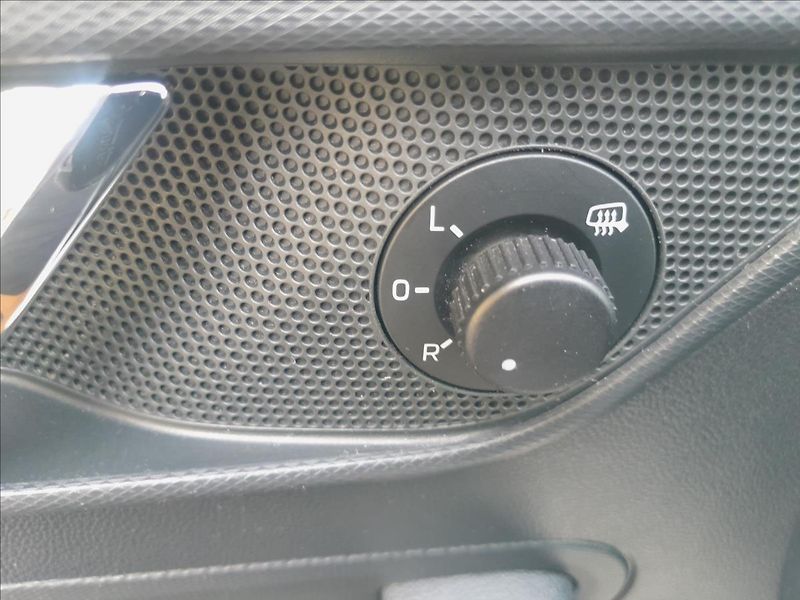 Škoda Rapid 1.2TSI 77kW  NOVÝ MOTOR - fotka 20 z 47