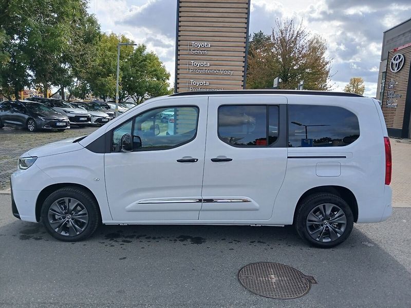 Toyota ProAce City Verso 1,5D VIP 7 míst AT long - fotka 2 z 8