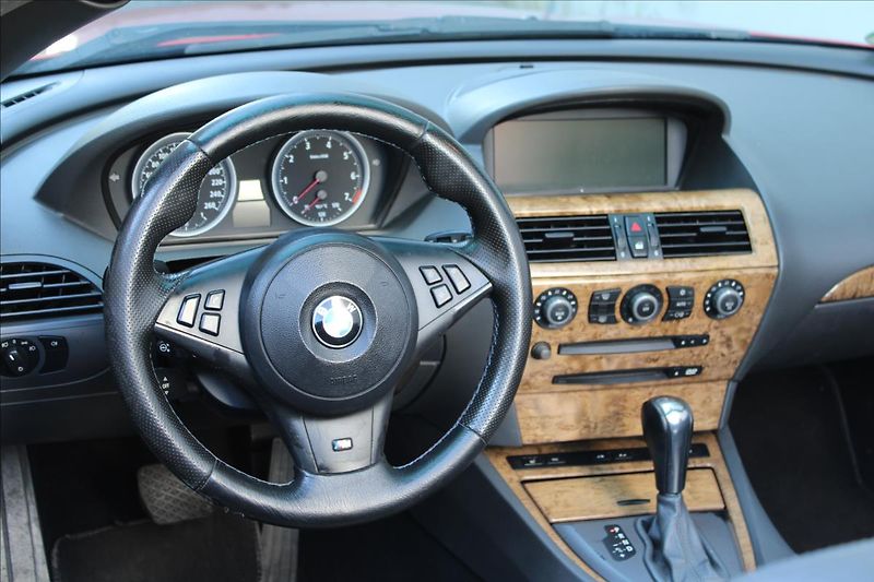 BMW Řada 6 645i LPG / CABRIO / M-PAKET - fotka 17 z 41