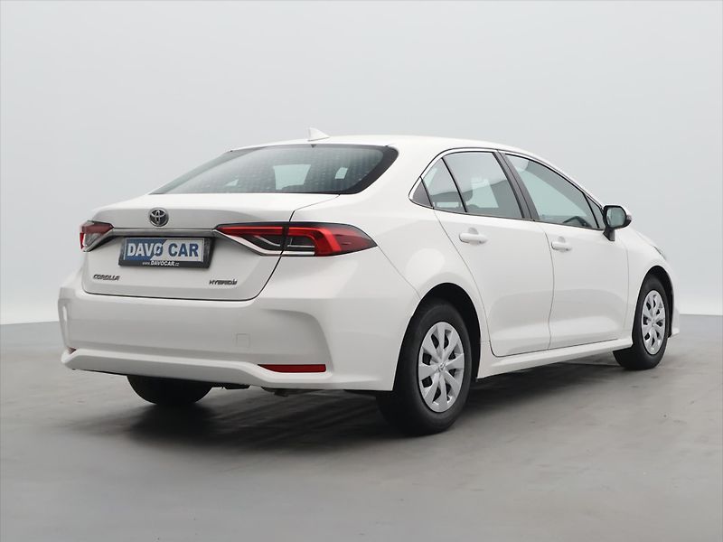 Toyota Corolla 1.8 Active E-CVT CZ 1.Maj. DPH - fotka 7 z 28