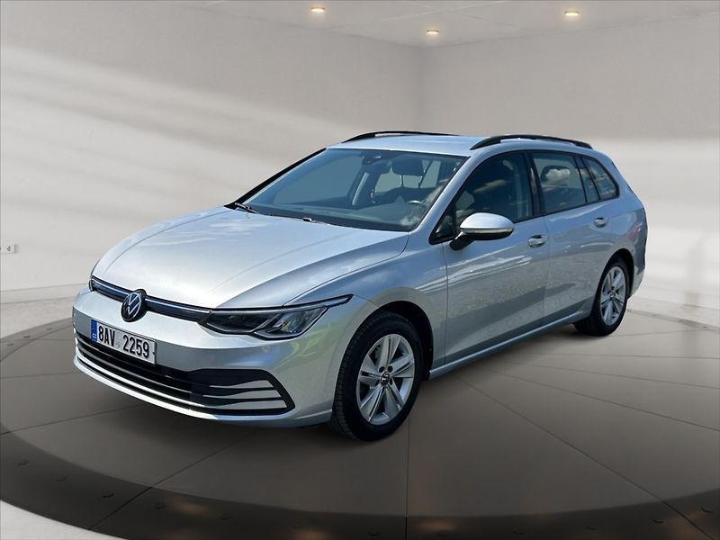 Volkswagen Golf 1,0 TSI 81 Life 5d - fotka 3 z 11
