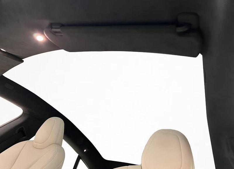 Tesla Model S LR AWD Kam Vzduch Panorama Taž - fotka 10 z 32