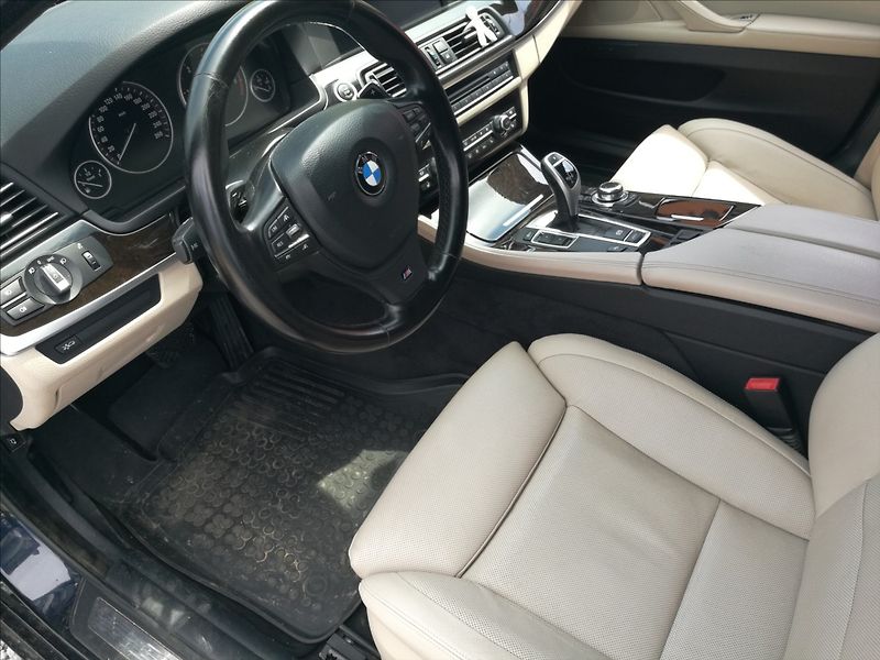 BMW Řada 5 3,0 d M paket - fotka 14 z 26