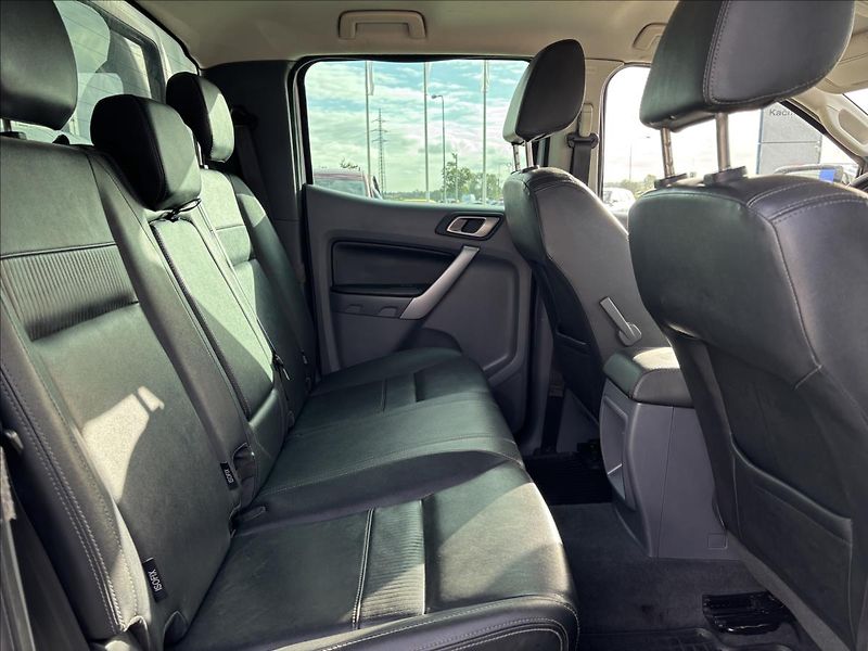 Ford Ranger 3,2 Limited 147kW DPH - fotka 15 z 37