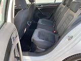 Volkswagen Golf (2017) 1.5TSi, Highline, LED, šíbr - náhled 10