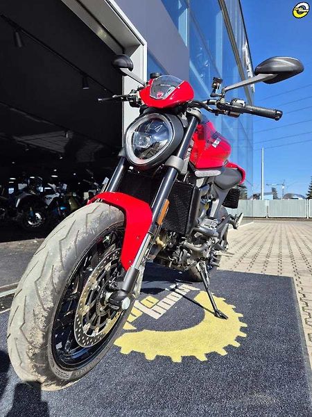 Ducati Monster (2021) - fotka 10 z 21