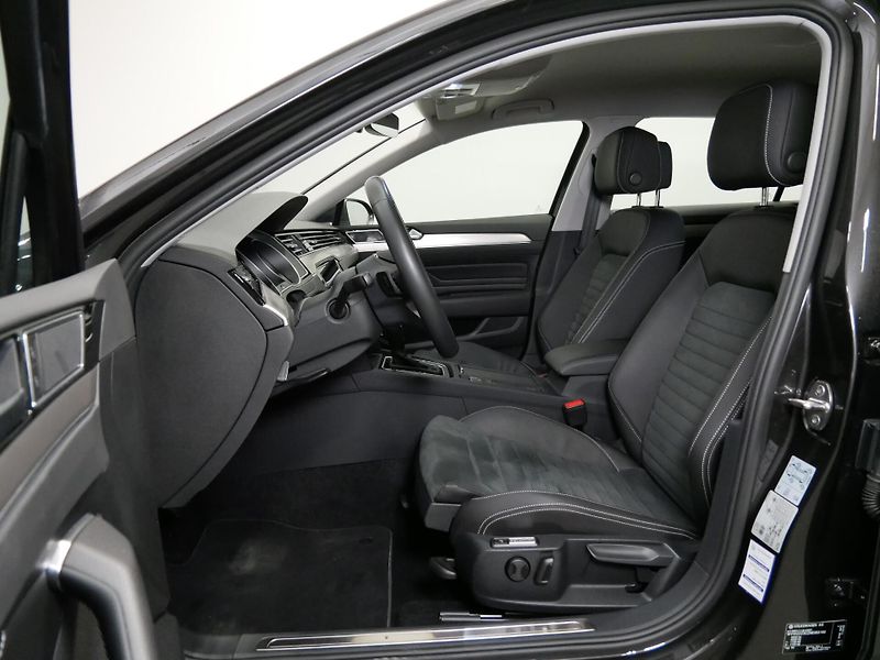 Volkswagen Passat - fotka 6 z 21