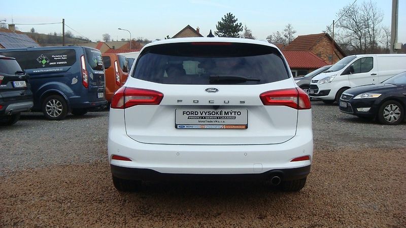 Ford Focus (2018) Trend Edition Plus 1.0EcoBoost - fotka 4 z 30