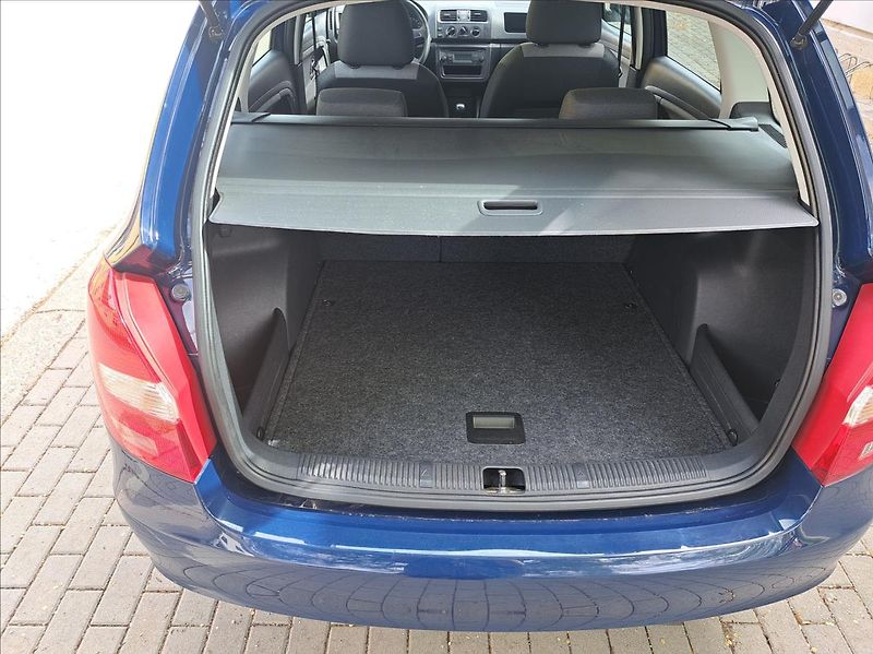 Škoda Fabia 1,2 HTP - fotka 38 z 47