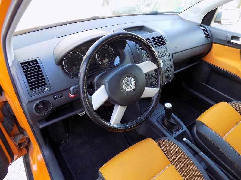 Volkswagen Polo (2006) 1.4MPi/Cross/16V/Klimatizace/ - fotka 12 z 35