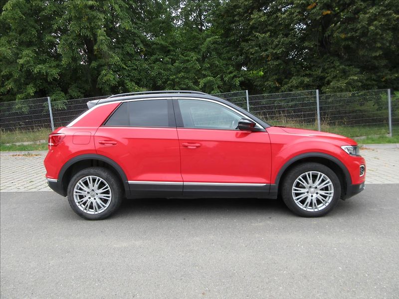 Volkswagen T-Roc 1,5 TSi 110Kw, DSG, Nové ČR - fotka 10 z 41