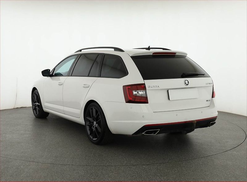 Škoda Octavia (2018) RS 2.0 TDI, Navi, Tempomat - fotka 4 z 21