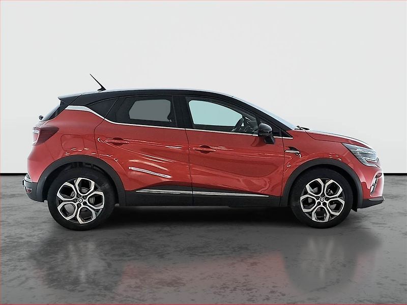 Renault Captur (2022) 1.3 TCe - fotka 6 z 16