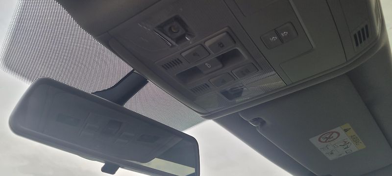 Volkswagen Touran (2016) 1,4TSi 110kW benzín DSG FuLLeD - fotka 25 z 44