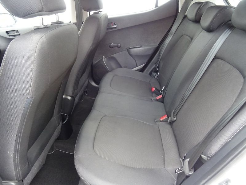 Hyundai i10 (2017) 1.0i,NovéČR,S.kniha,klima - fotka 16 z 20