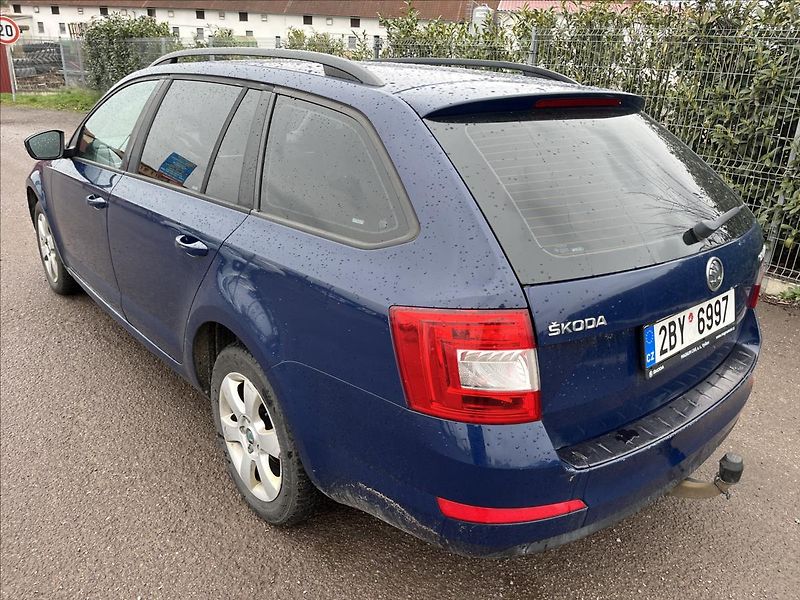Škoda Octavia 2,0 TDi 110KW KLIMA ROZVODY - fotka 8 z 36