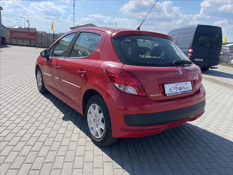 Peugeot 207 1,4 i 54kw Klima ESP po STK - fotka 3 z 33