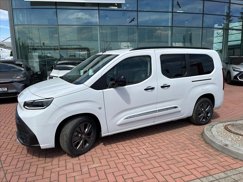 Toyota ProAce City Verso (2026) 1,5   Family 5S - fotka 3 z 8