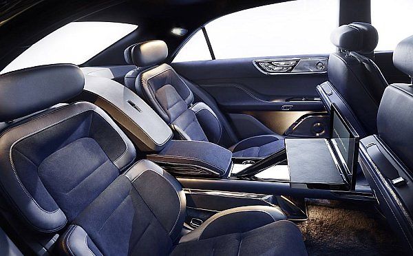 Koncept Lincoln Continental.