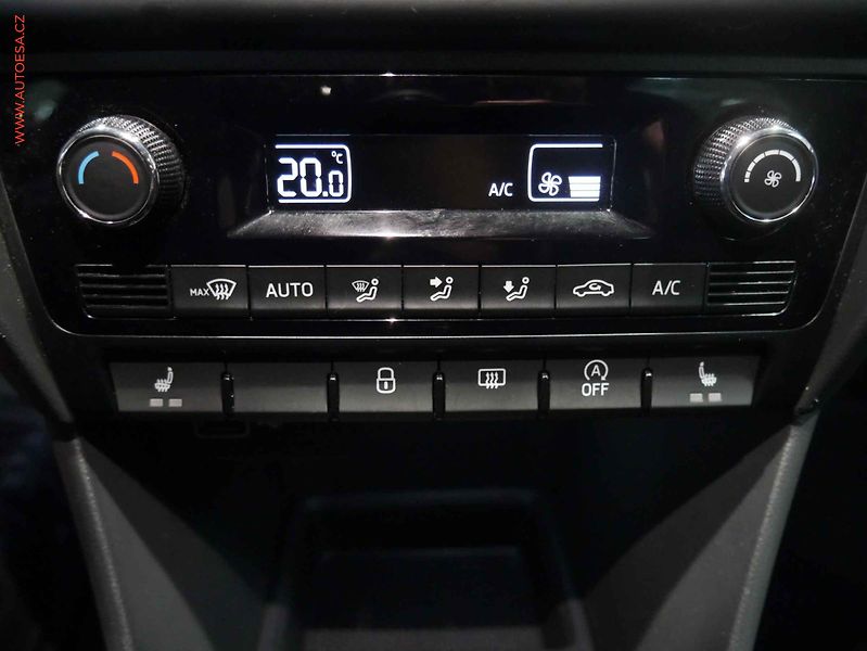 Škoda Rapid (2019) 1.0 TSi, 2.maj,ČR, Navi - fotka 17 z 19