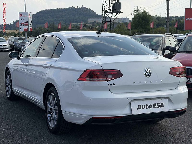 Volkswagen Passat (2019) 1.5 TSi, ČR, AC, tempo, park - fotka 6 z 18
