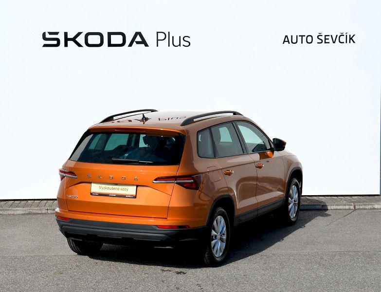Škoda Karoq (2024) 1.5 TSI 110 kW Ambition PLUS - fotka 2 z 21
