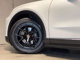 Porsche Cayenne (2026) Electric HuD 360 Display spol. - náhled 6