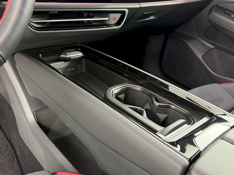 Volkswagen ID.7 Tourer (2025) GTX 250kW 4Motion, 91 kWh - fotka 38 z 48