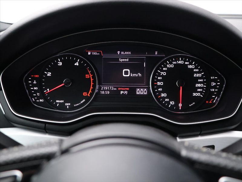 Audi A4 2,0 140KW S-Line Quattro CZ LE - fotka 16 z 27