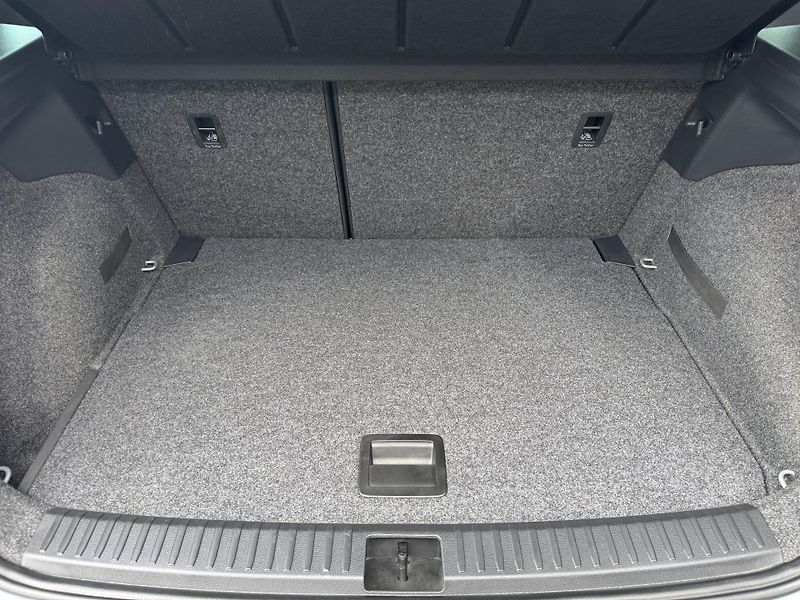 Seat Arona (2019) 1.0TSi 85kW DSG, Virtual - fotka 21 z 54