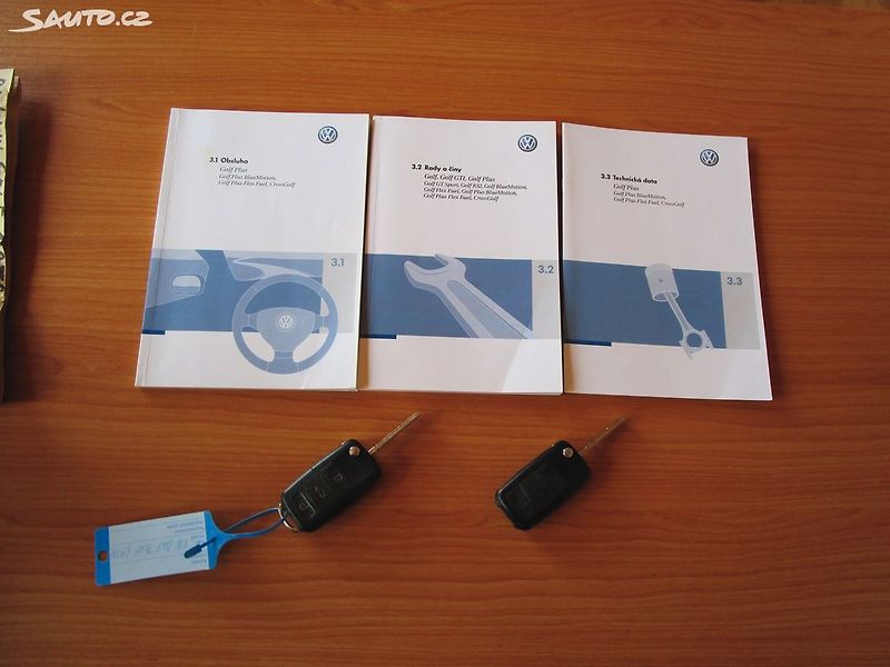 Volkswagen Golf Plus 1,9TDI - 77KW - NOVÁ STK - fotka 19 z 21