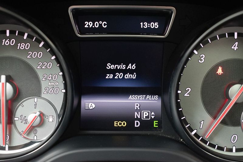 Mercedes-Benz GLA 220d 4MATIC*HARMAN*KAMERA*ČR 1 - fotka 25 z 41