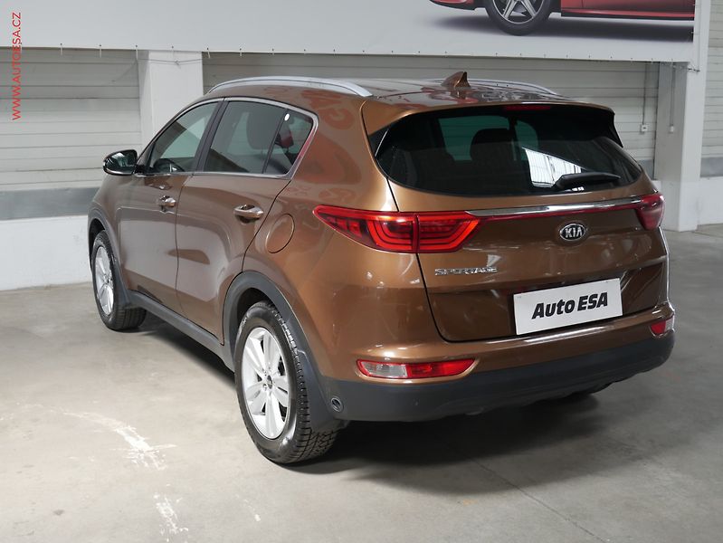 Kia Sportage (2017) 1.6, ČR, servis.kniha - fotka 4 z 23