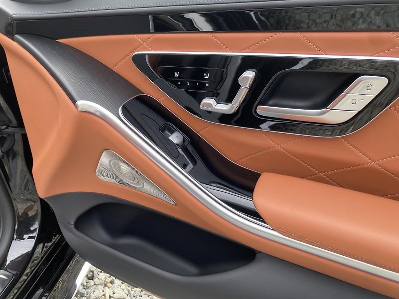 Mercedes-Benz Třídy S S580 503PS 4MATIC AMG DPH TOP - fotka 144 z 180