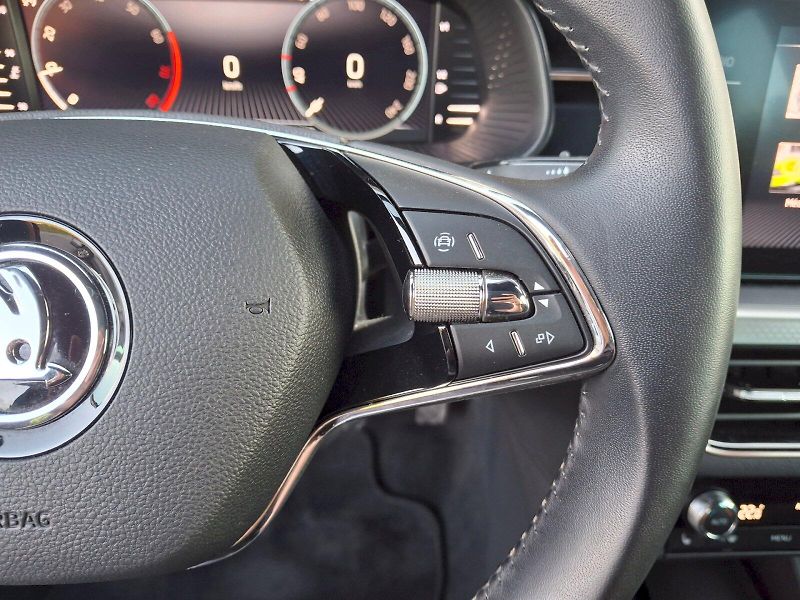 Škoda Kamiq (2023) Style 1,0TSi 81kW - fotka 19 z 34