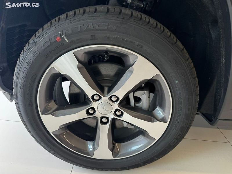 Jeep Grand Cherokee (2026) 2.0 4xe PHEV Limited - fotka 8 z 34