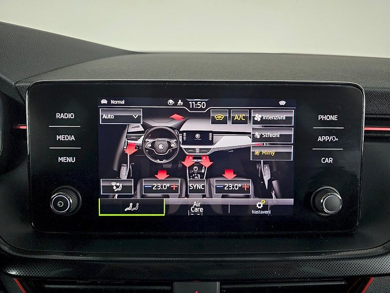 Škoda Kamiq (2022) 1.5TSI 110kW Monte Carlo komfo - fotka 18 z 31