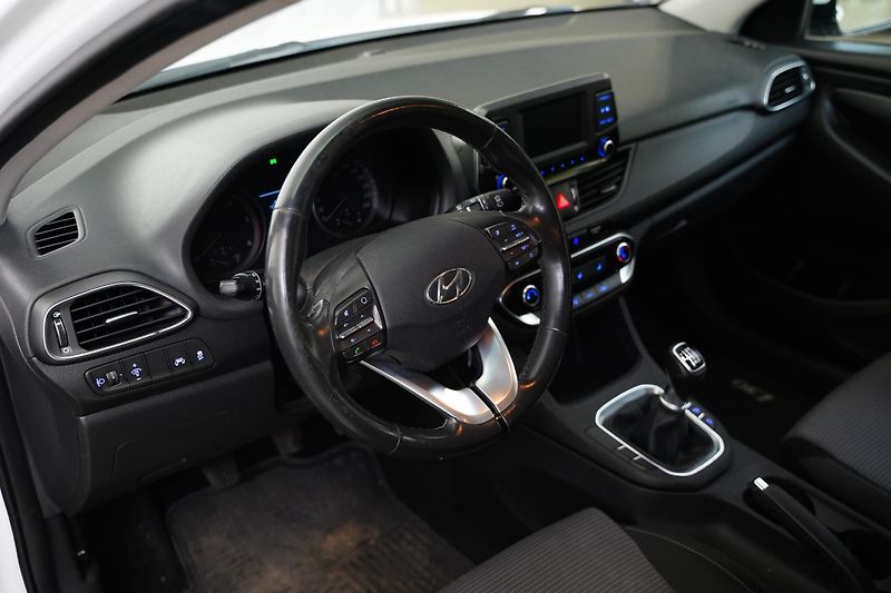 Hyundai i30 - fotka 6 z 6