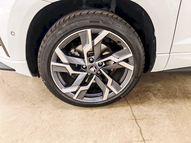 Škoda Karoq (2025) 2.0 TDI 110 kW DSG 4x4 Sportli - fotka 32 z 32