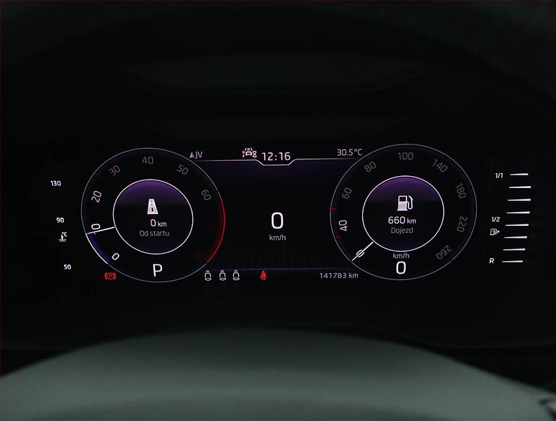 Škoda Karoq (2020) 1.5 TSI - fotka 9 z 14