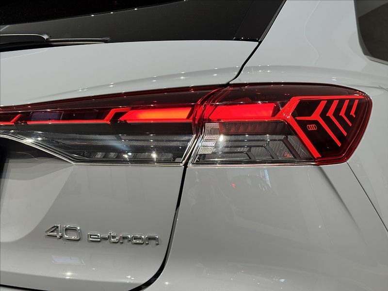 Audi Q4 e-tron 40 150kW S-Line LED Kamera - fotka 13 z 50