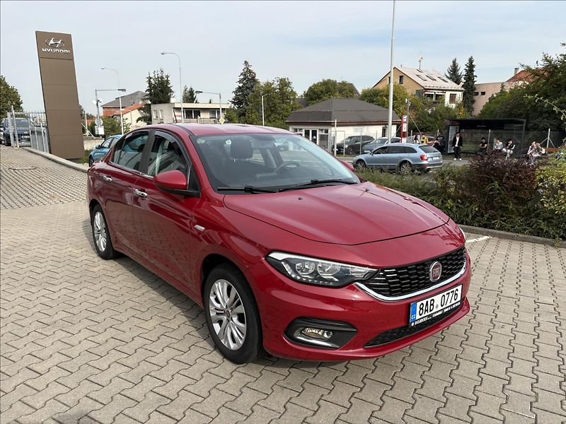 Fiat Tipo 1,4 i 16V Lounge - fotka 7 z 19