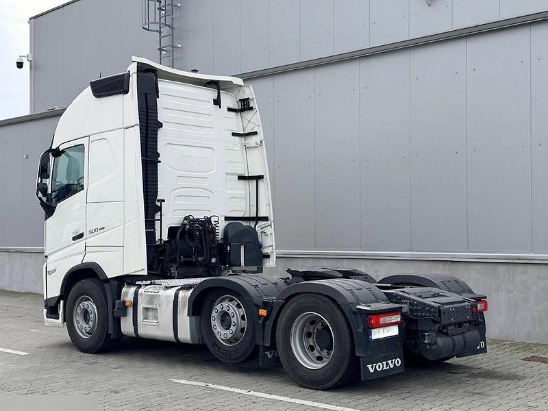 Volvo FH (2024) 500 6x2 tahač 70t EURO 6 - fotka 3 z 13