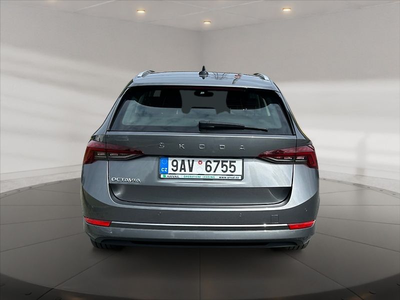 Škoda Octavia 1,5 TSI 110 Style - fotka 5 z 11